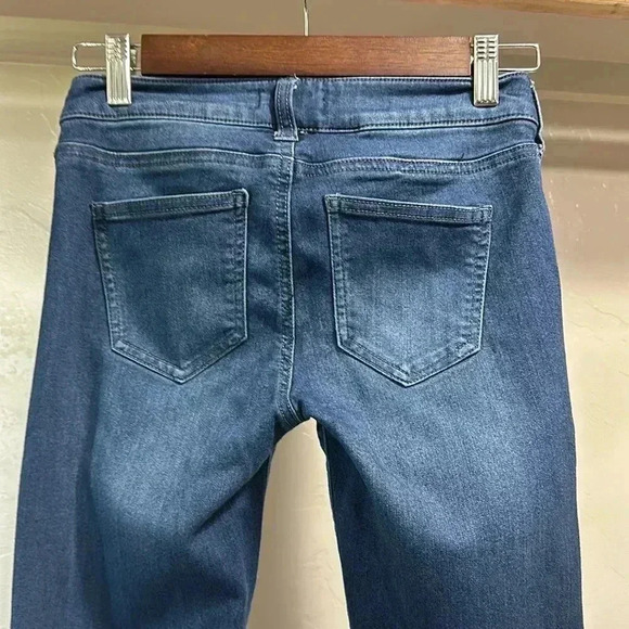 Jeans - Picture 4 of 6